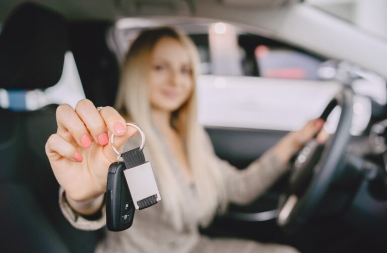 Führerschein Klasse BE: Anhänger sicher fahren